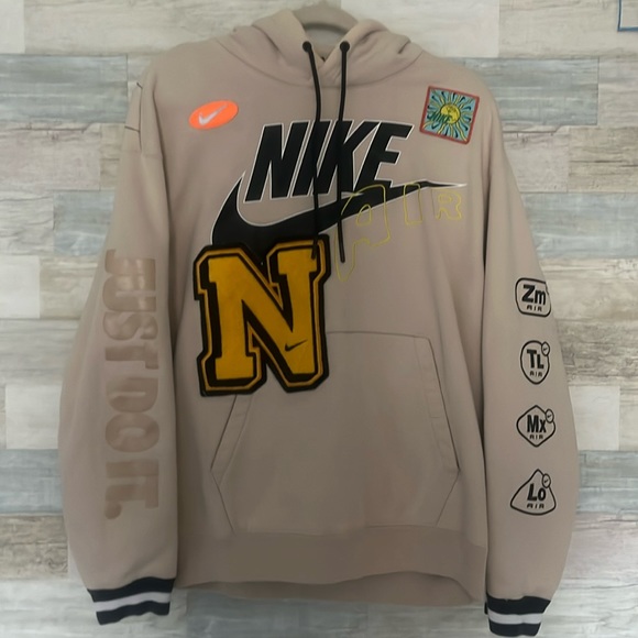 Other - Nike Element Heavyweight Hoodie, Size: Medium, Color: Oatmeal